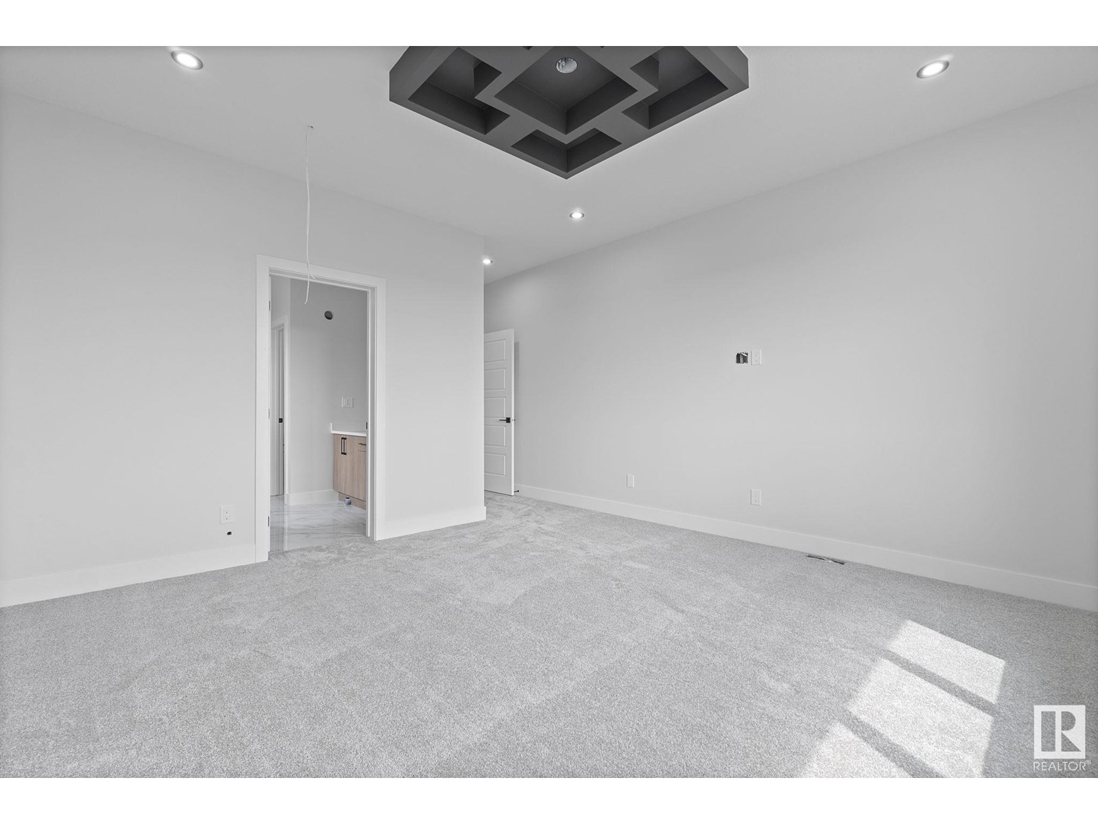 Photo 32 of 8105 Gourlay Pl Nw, Edmonton AB