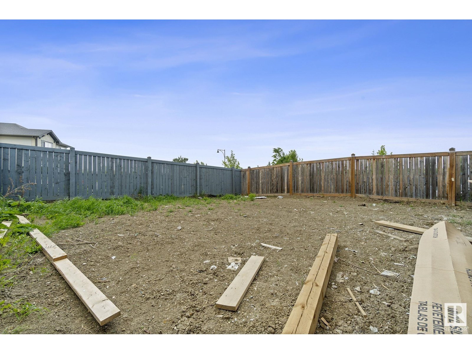 Photo 33 of 8105 Gourlay Pl Nw, Edmonton AB