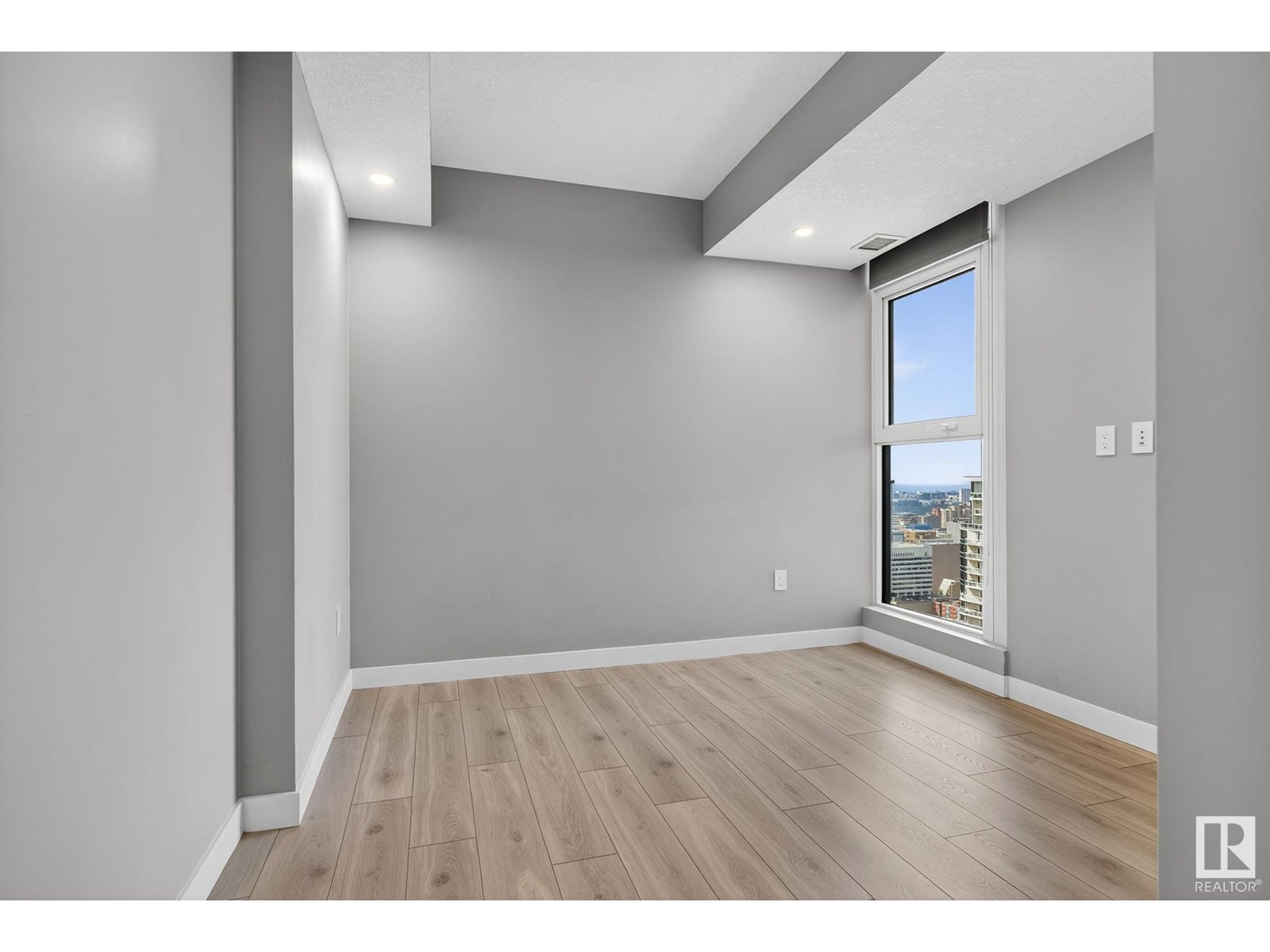 Photo 15 of 3101 10180 103 St Nw, Edmonton AB