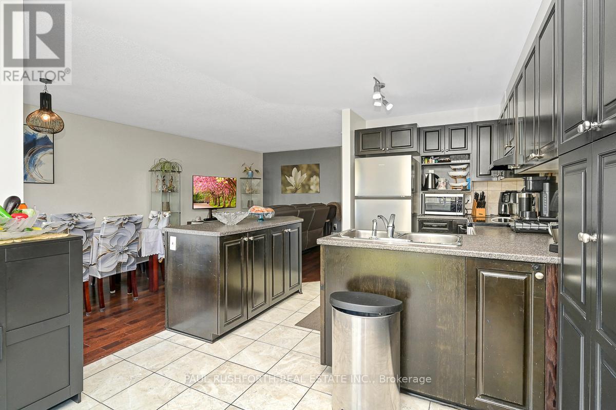 Photo 11 of 265 Wildcliff Way, Ottawa ON