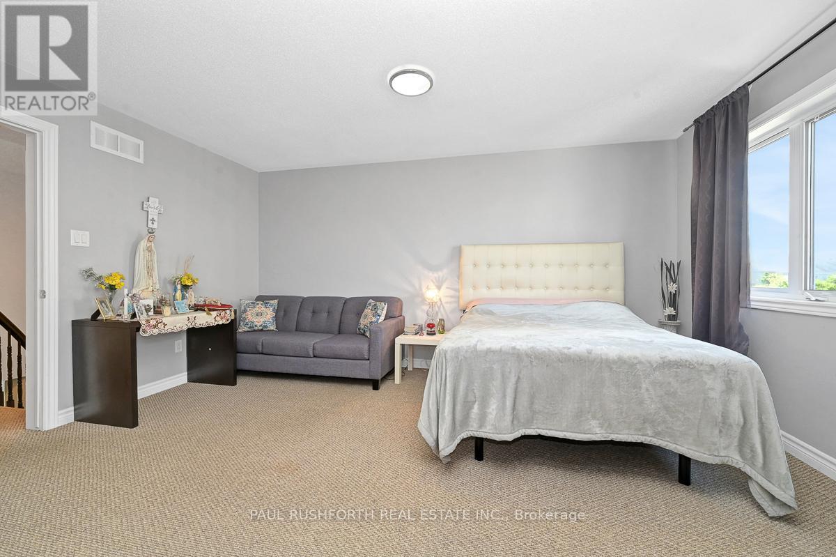 Photo 12 of 265 Wildcliff Way, Ottawa ON