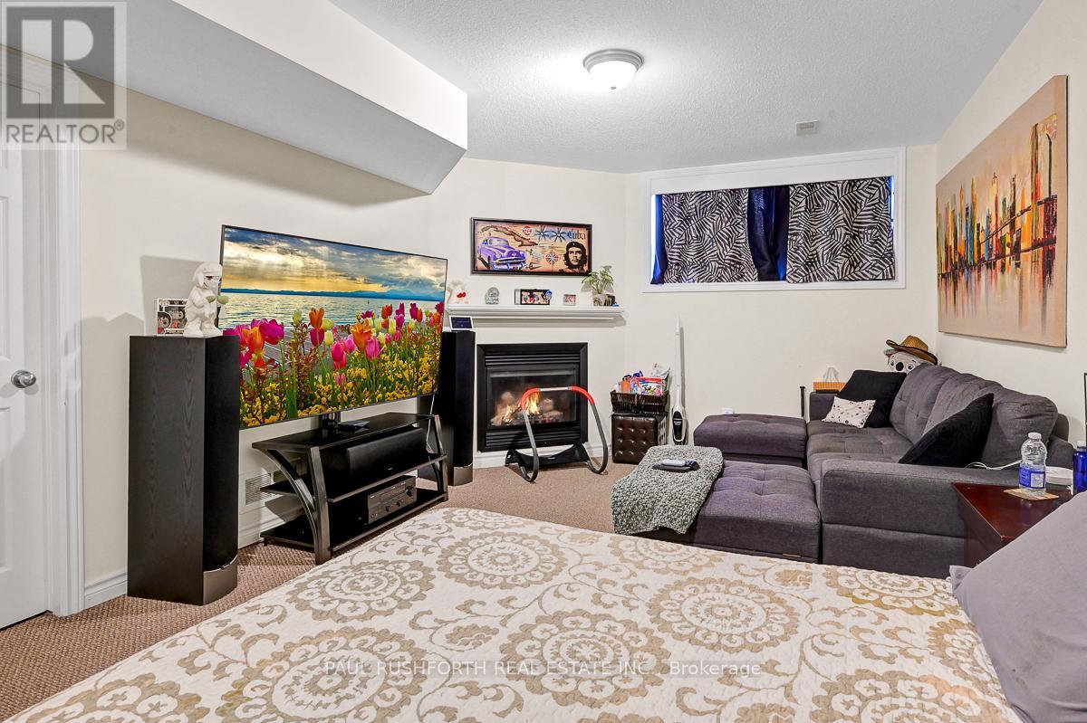 Photo 2 of 265 Wildcliff Way, Ottawa ON