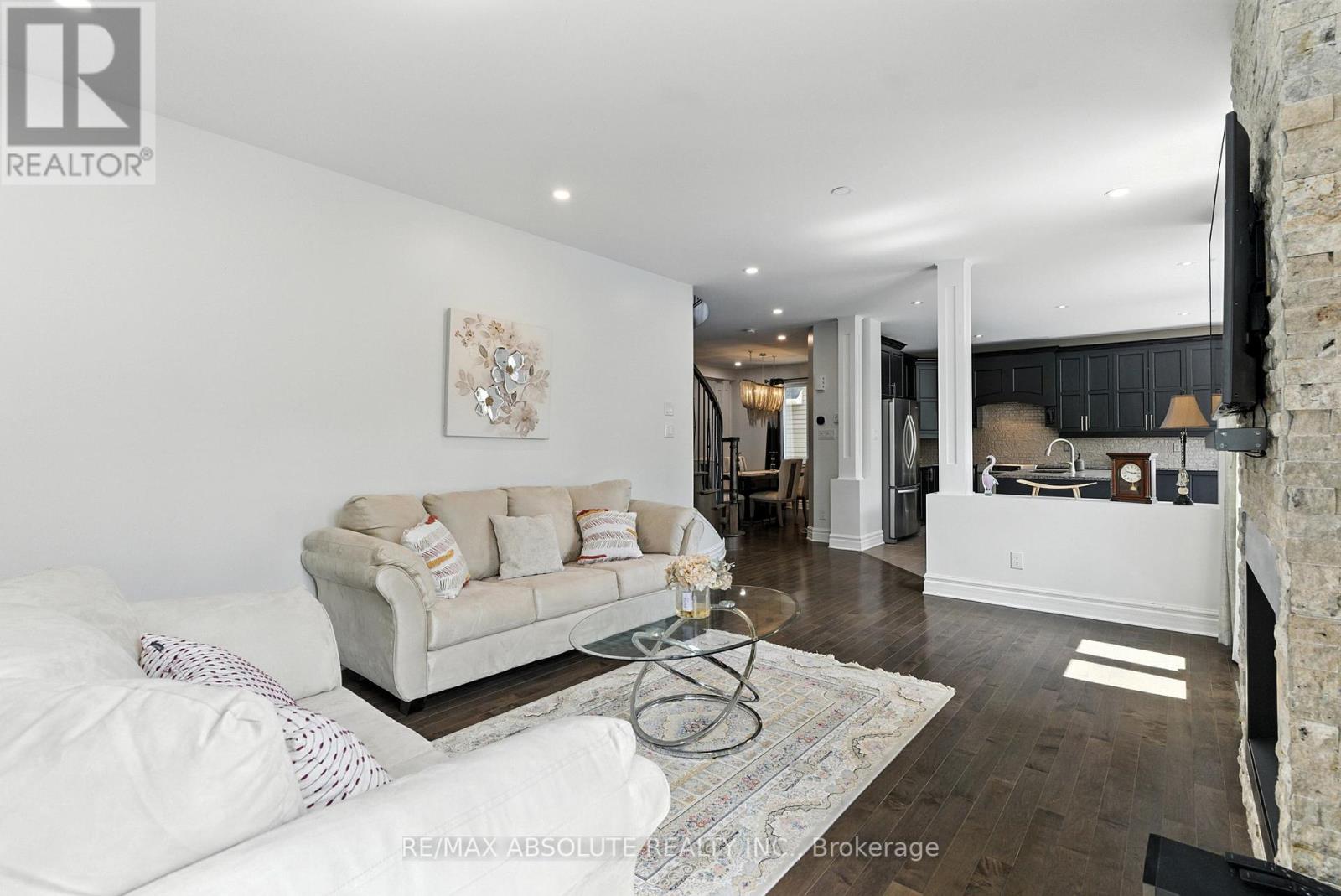 Photo 21 of 17 Rutherglen Terrace, Ottawa ON