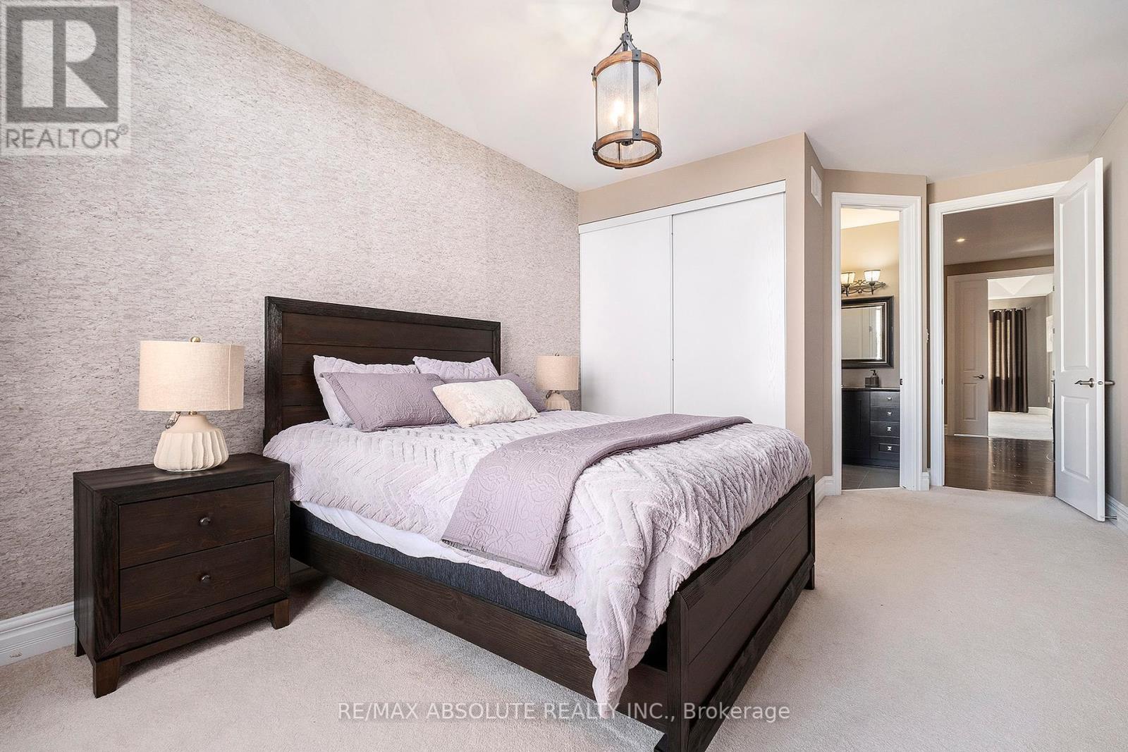 Photo 7 of 17 Rutherglen Terrace, Ottawa ON