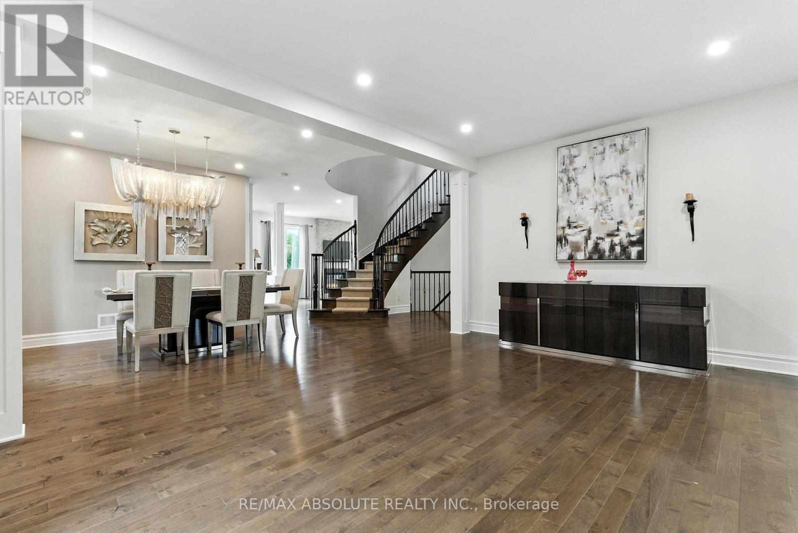 Photo 16 of 17 Rutherglen Terrace, Ottawa ON