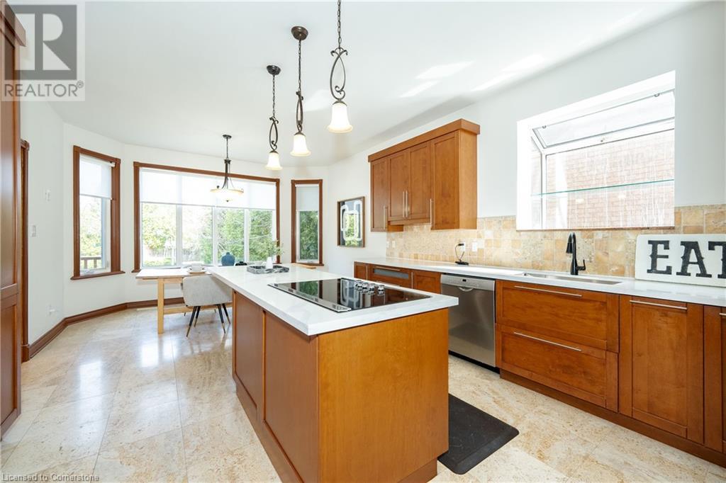 Photo 12 of 122 Arten Avenue, Toronto ON