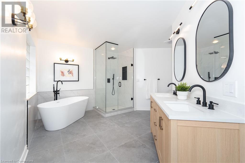 Photo 22 of 122 Arten Avenue, Toronto ON