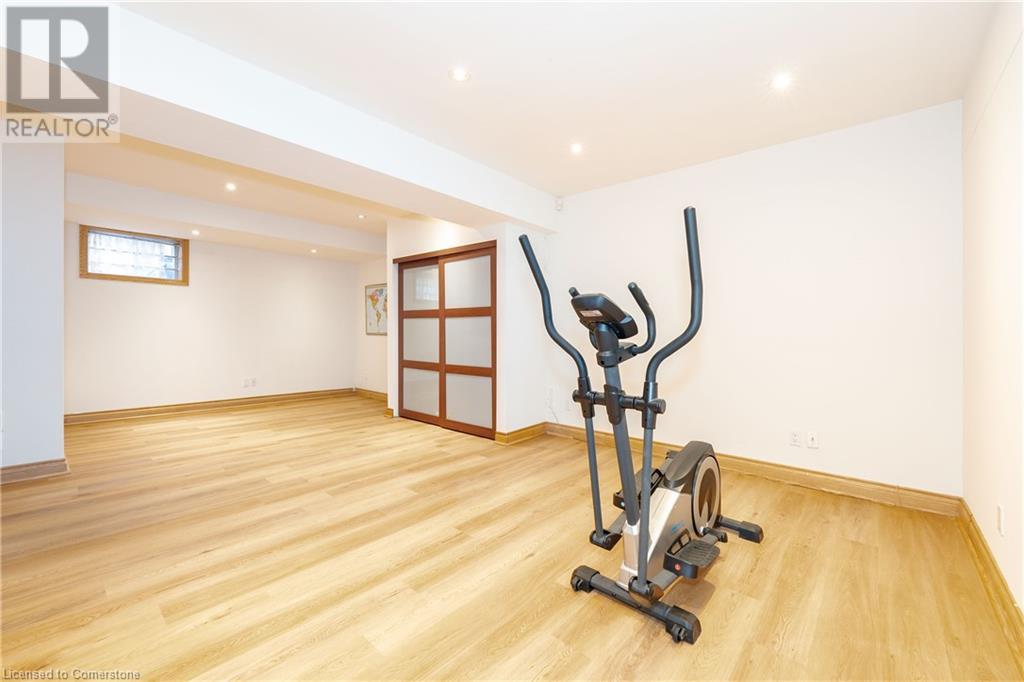 Photo 33 of 122 Arten Avenue, Toronto ON
