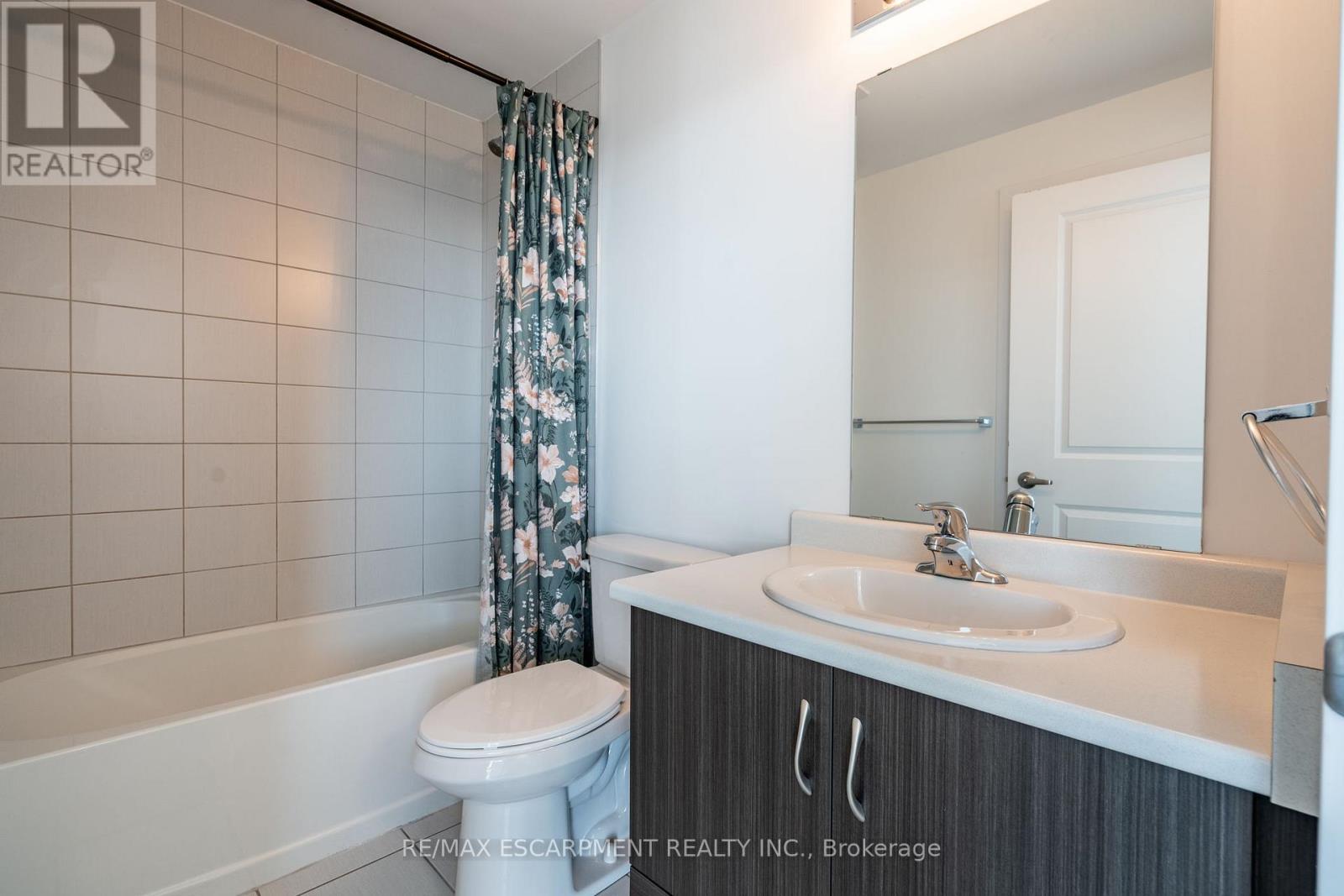 Photo 14 of 1111 450 Dundas Street E, Hamilton ON