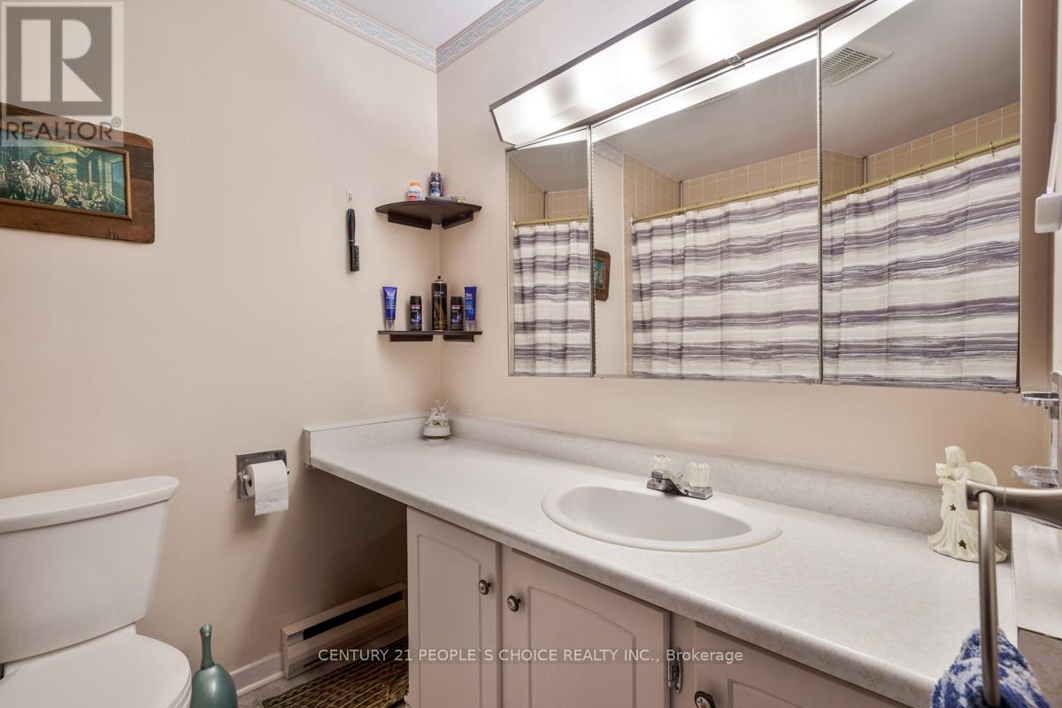 Photo 14 of 3 4 Paradise Boulevard, Ramara ON