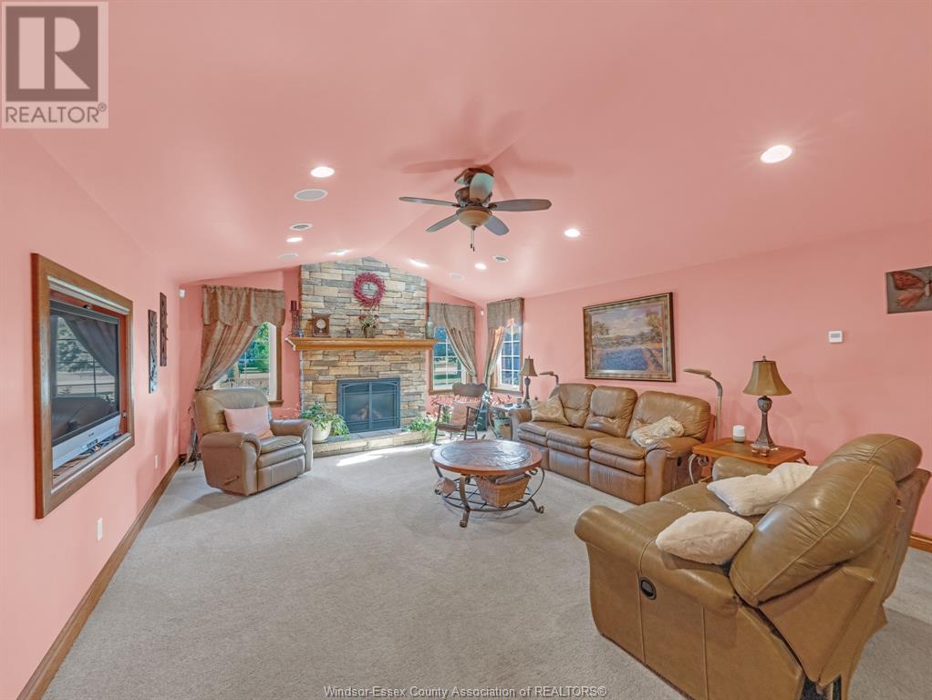 Photo 21 of 1121 Mersea Road 1, Leamington ON