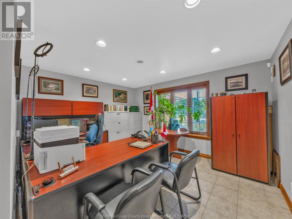 Photo 27 of 1121 Mersea Road 1, Leamington ON