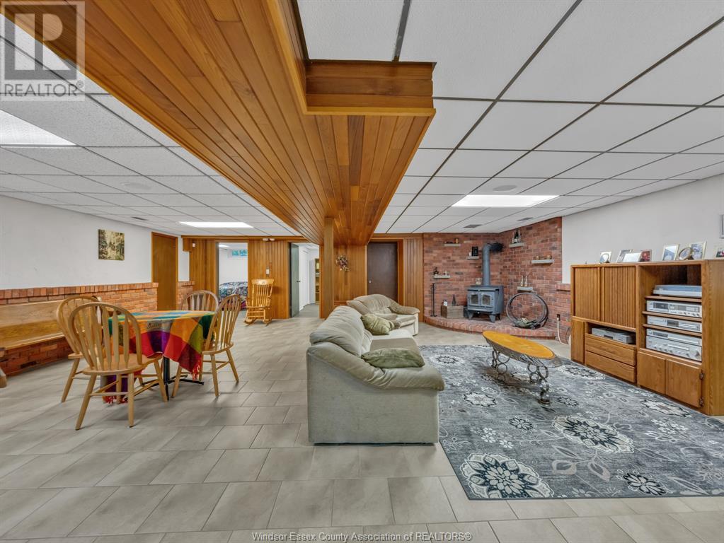 Photo 38 of 1121 Mersea Road 1, Leamington ON