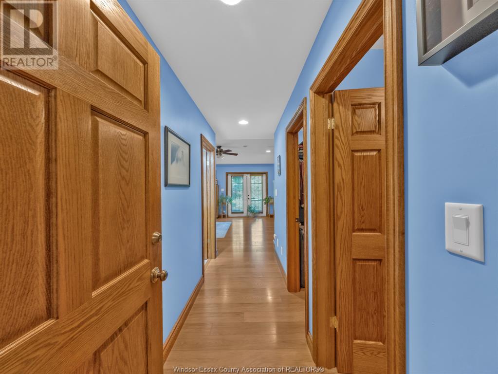 Photo 29 of 1121 Mersea Road 1, Leamington ON