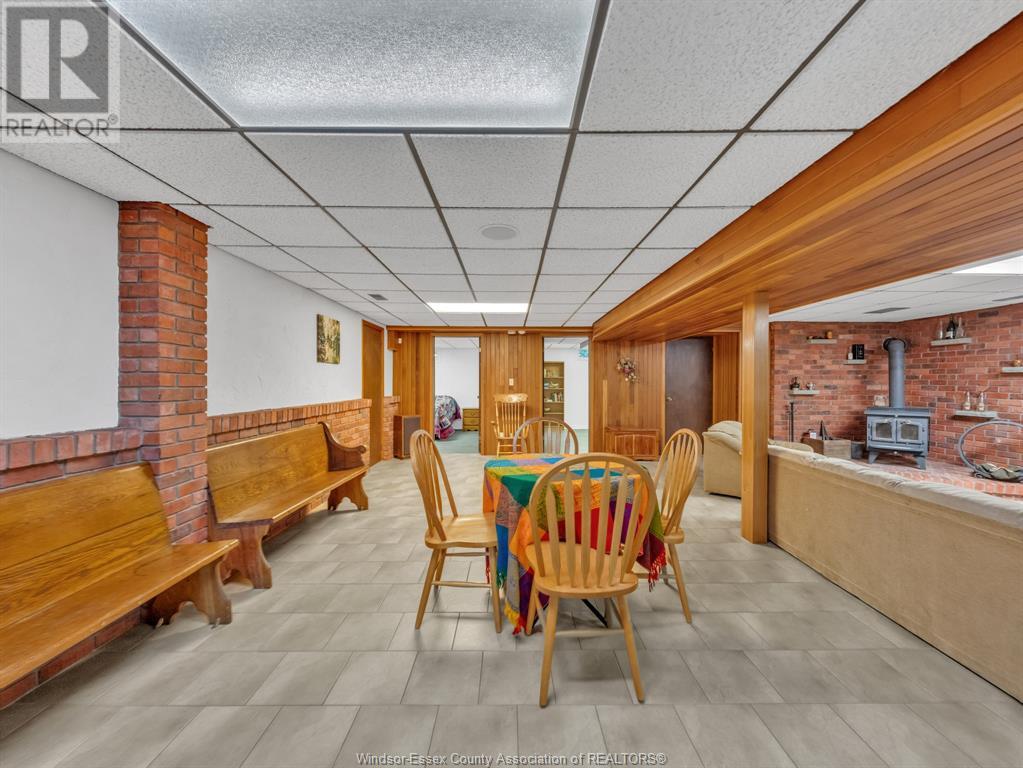 Photo 39 of 1121 Mersea Road 1, Leamington ON