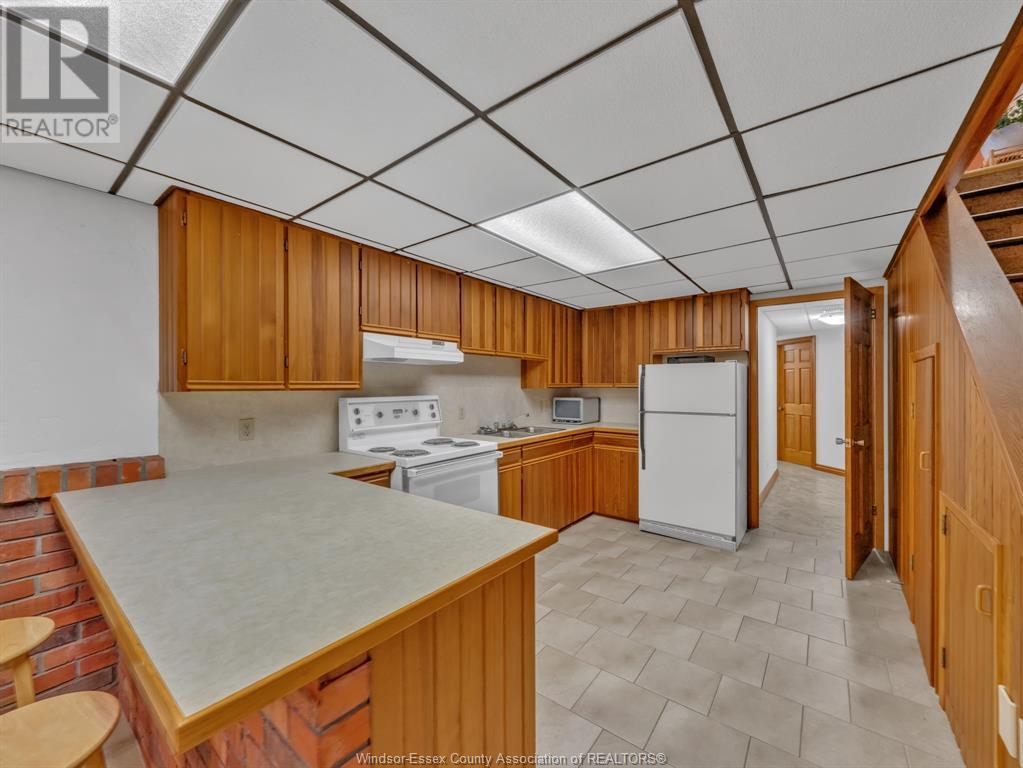 Photo 45 of 1121 Mersea Road 1, Leamington ON
