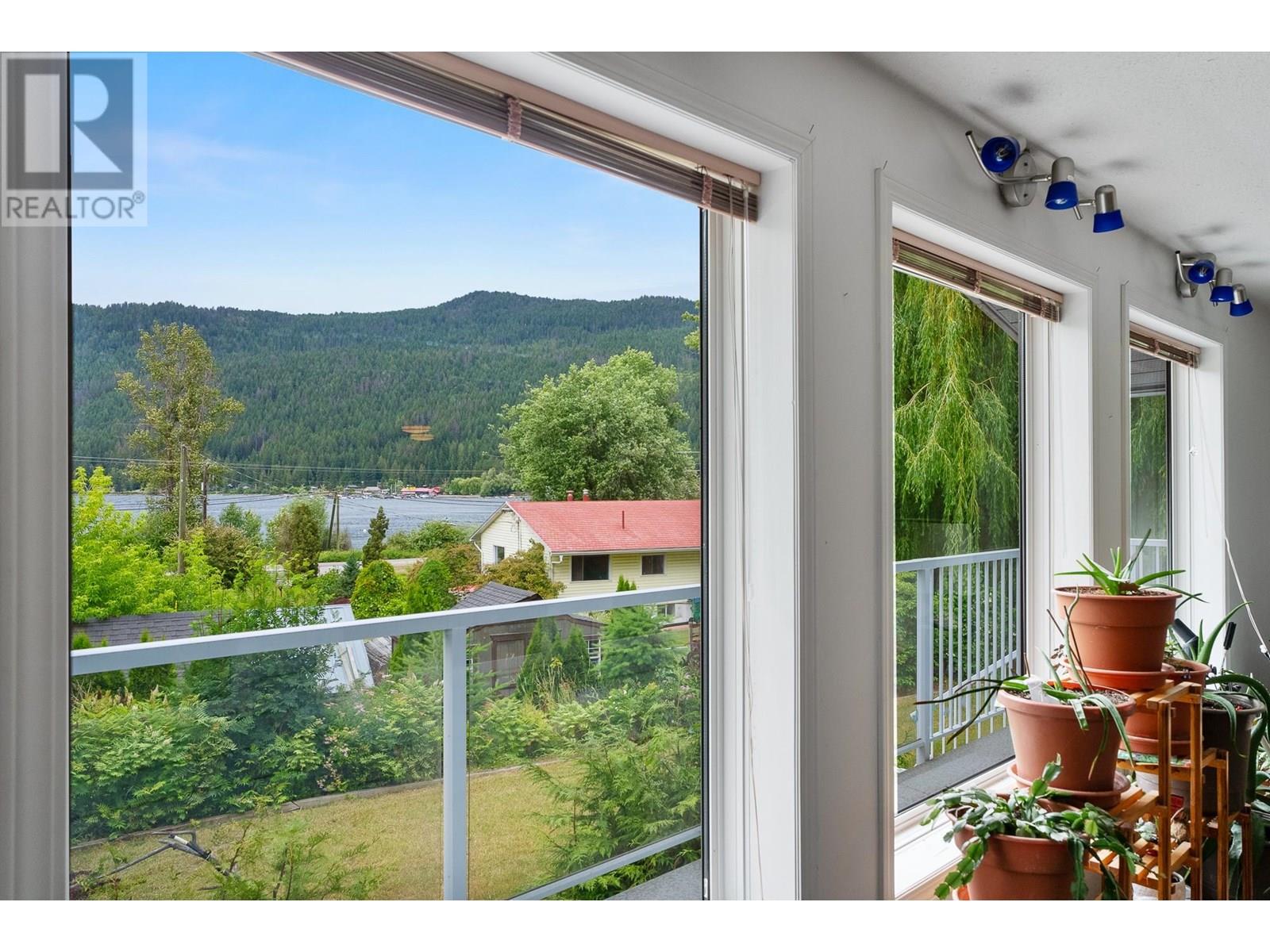 Photo 18 of 2662 Centennial Drive, Blind Bay BC