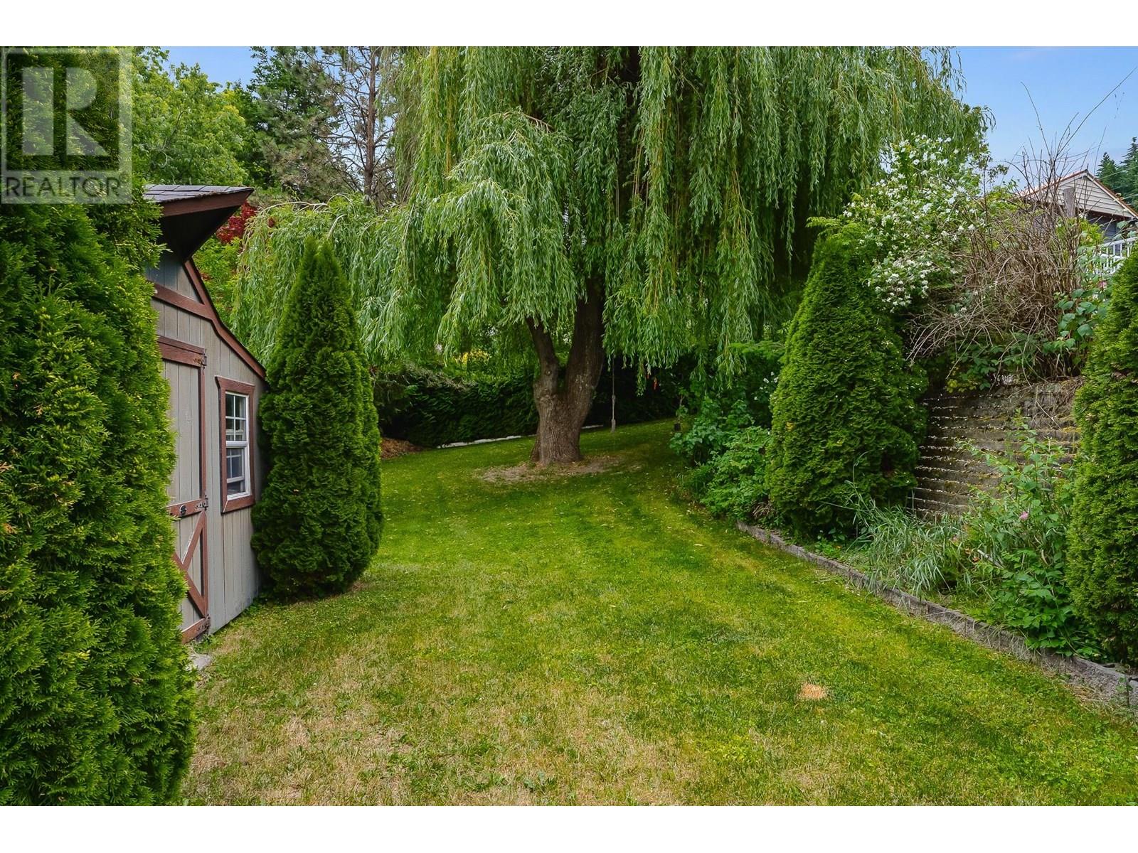 Photo 3 of 2662 Centennial Drive, Blind Bay BC