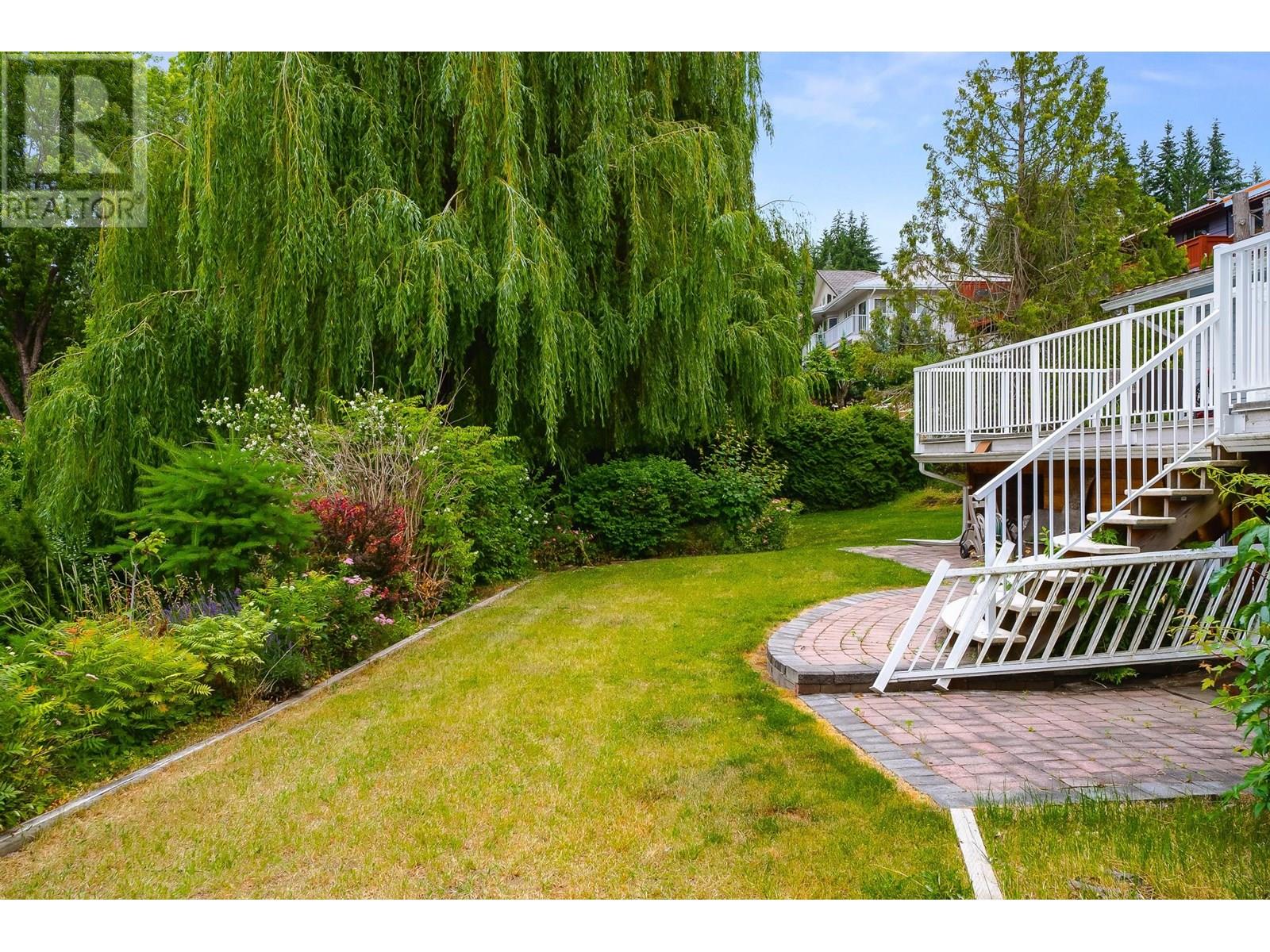 Photo 15 of 2662 Centennial Drive, Blind Bay BC