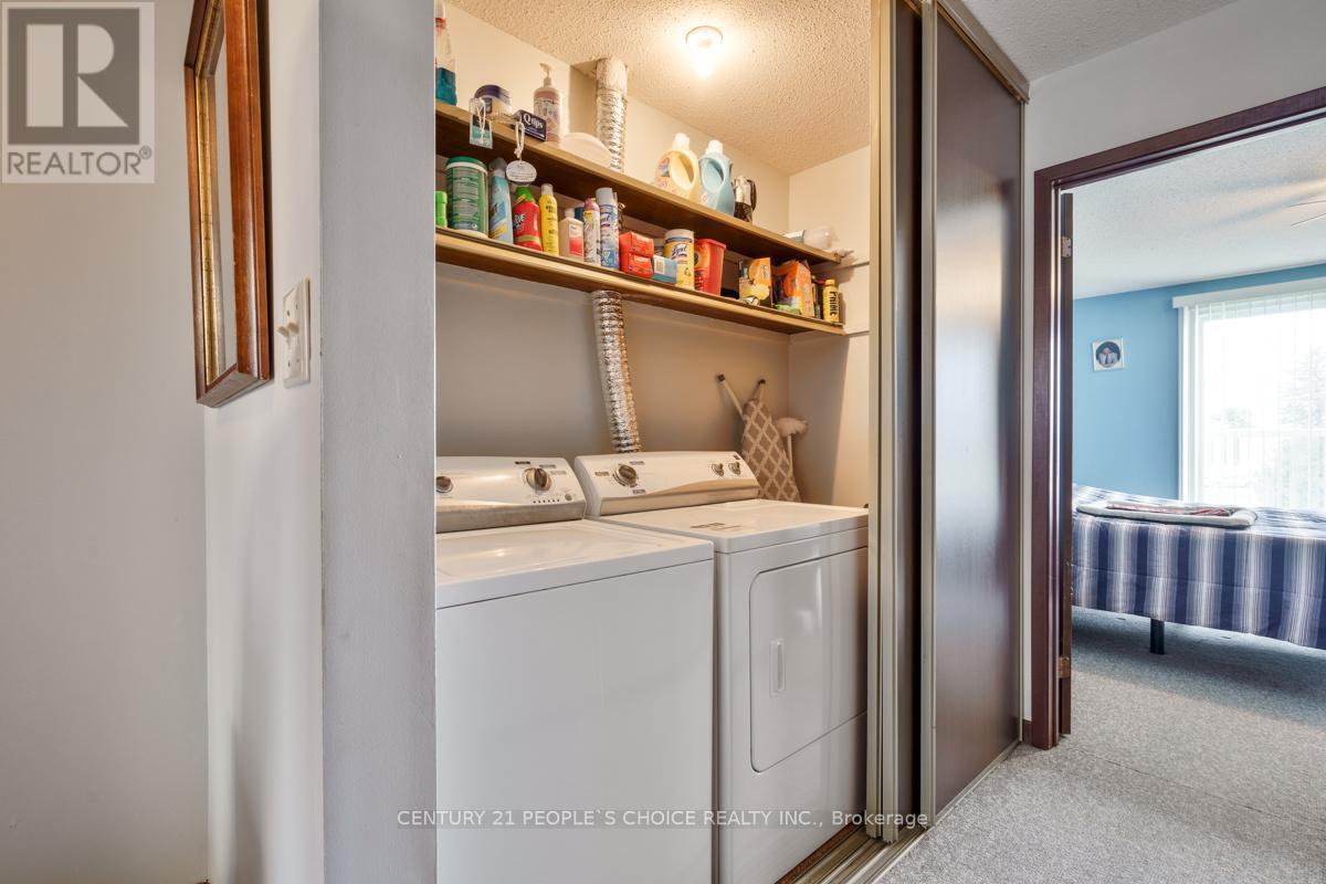 Photo 4 of 3 4 Paradise Boulevard, Ramara ON