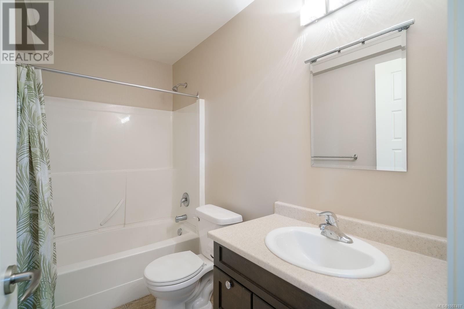 Photo 24 of 10 3101 Cliffs Rd, Duncan BC