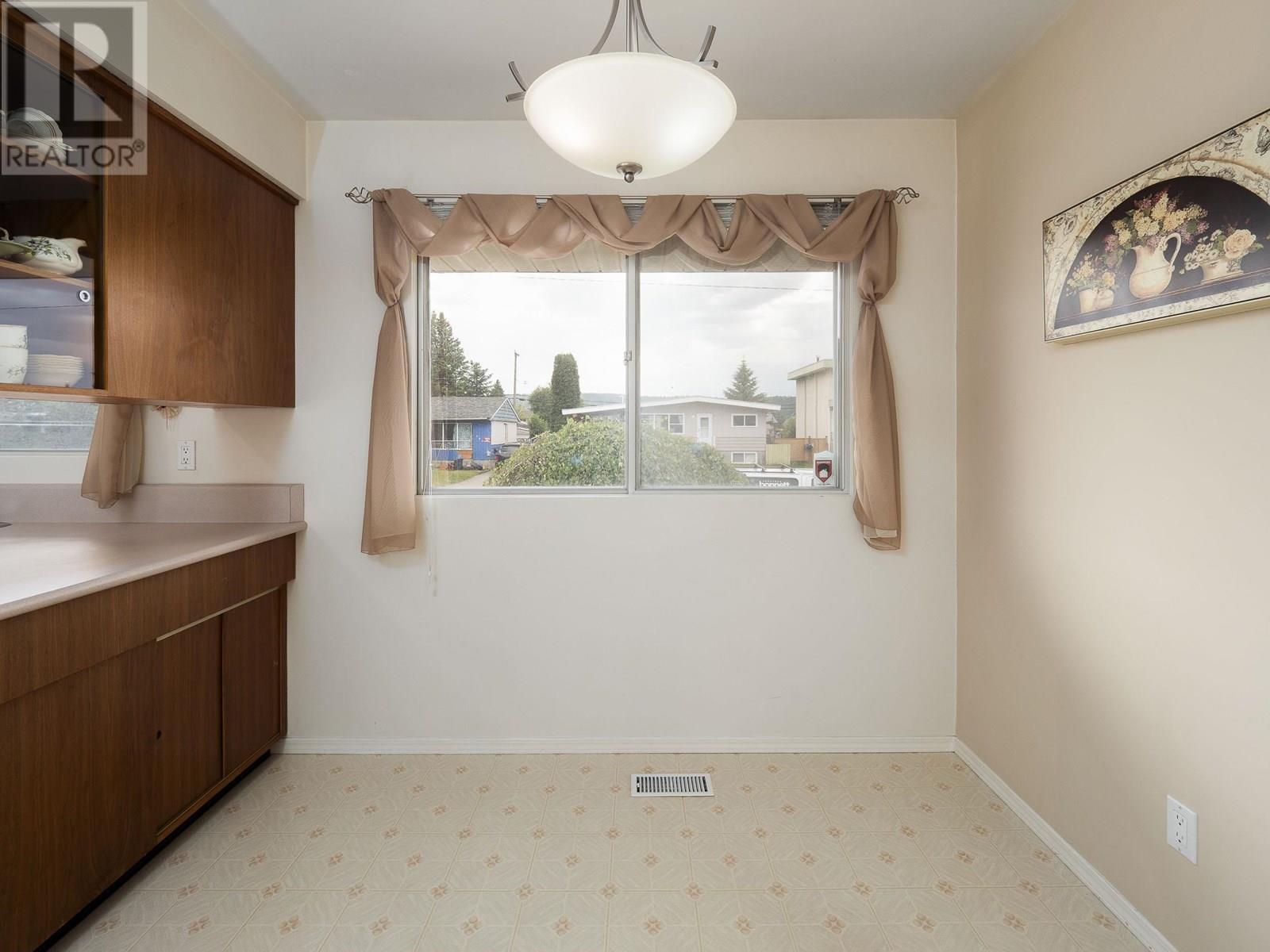 Photo 19 of 374 S Nicholson Street, Prince George BC