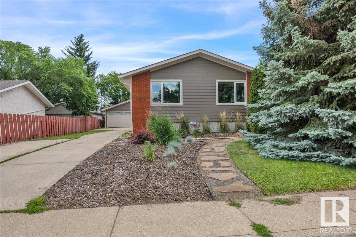 Photo 39 of 8219 17 Av Nw, Edmonton AB