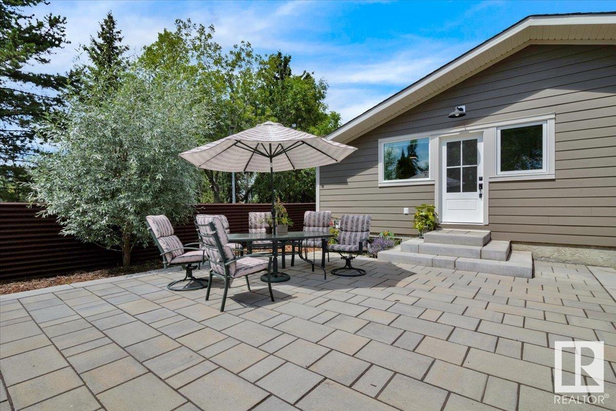 Photo 24 of 8219 17 Av Nw, Edmonton AB