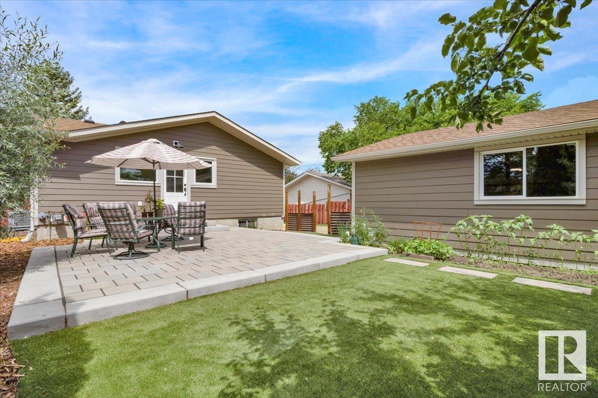 Photo 45 of 8219 17 Av Nw, Edmonton AB