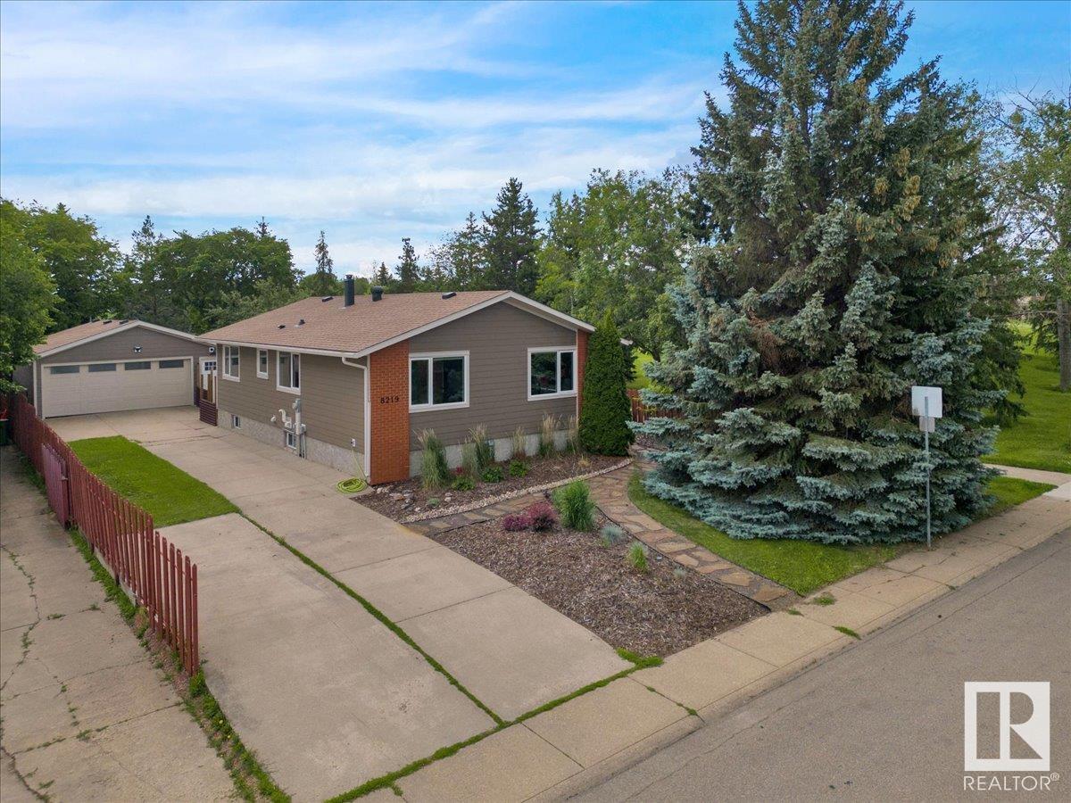 Photo 46 of 8219 17 Av Nw, Edmonton AB