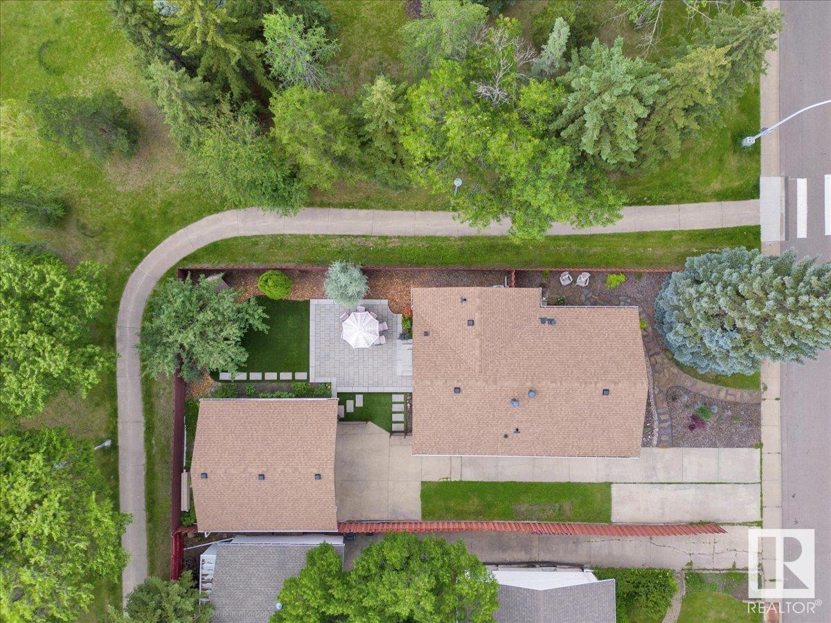 Photo 37 of 8219 17 Av Nw, Edmonton AB