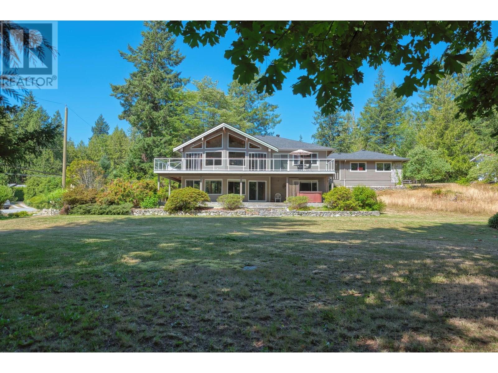 12800-12810 MAINSAIL ROAD, Madeira Park