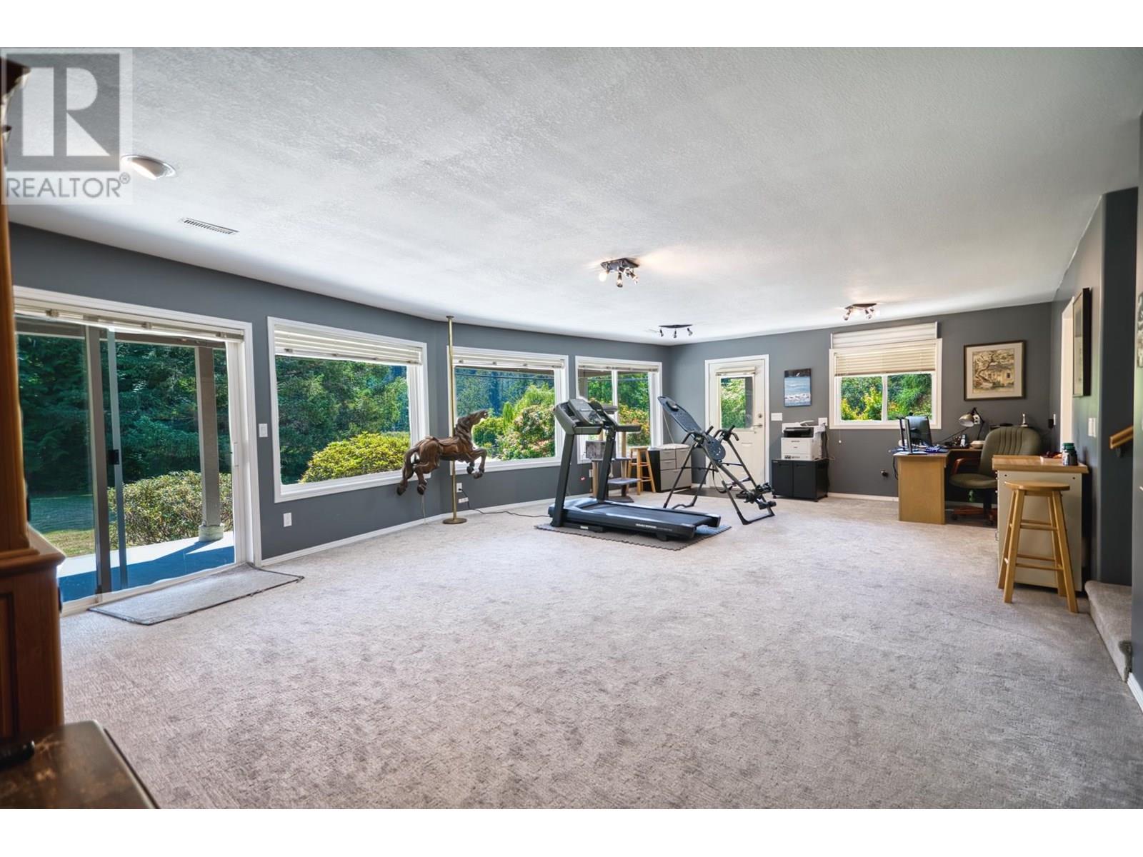 12800-12810 MAINSAIL ROAD, Madeira Park