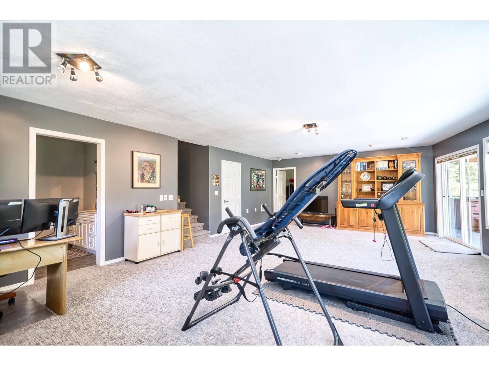 12800-12810 MAINSAIL ROAD, Madeira Park