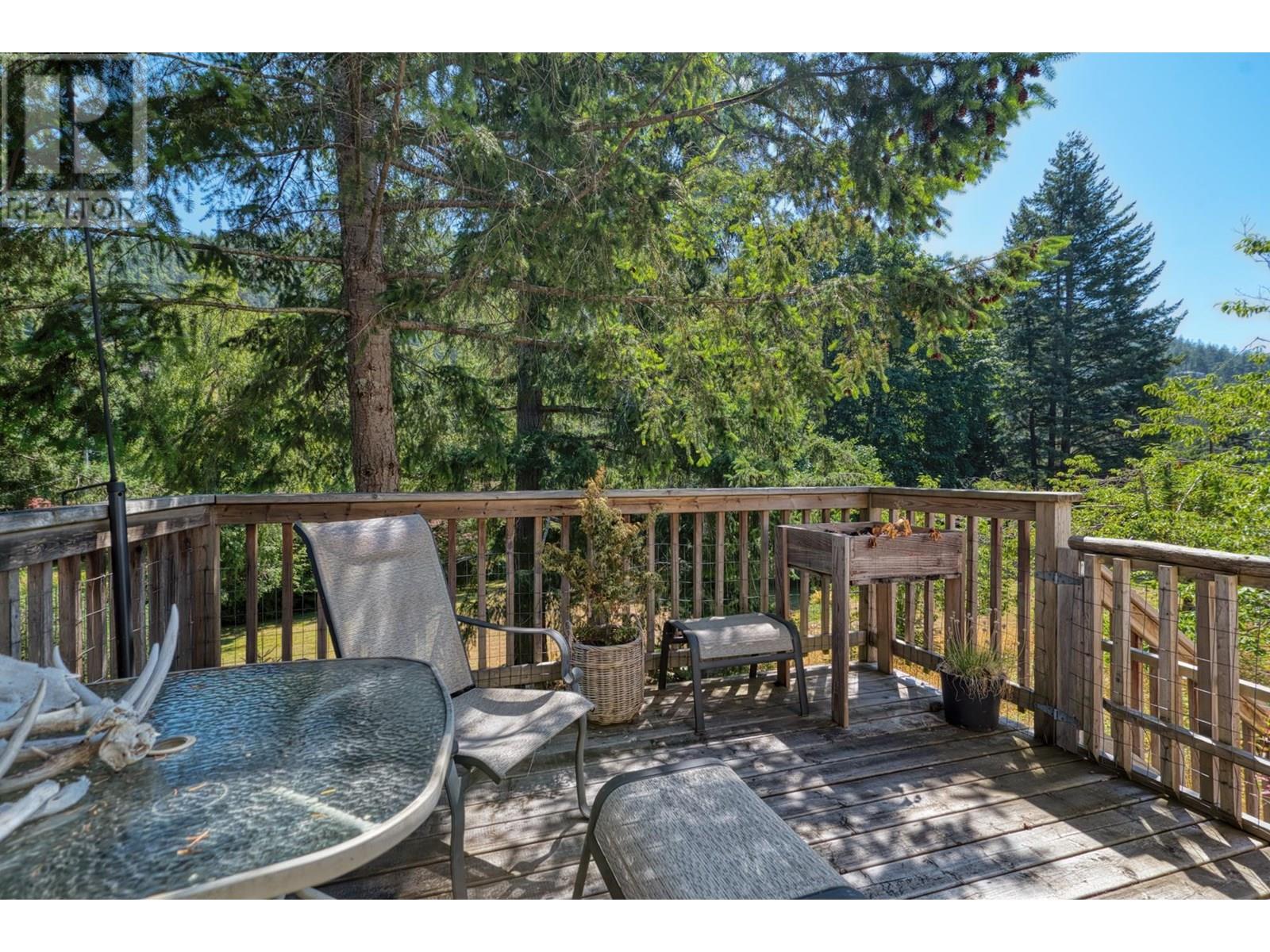 12800-12810 MAINSAIL ROAD, Madeira Park