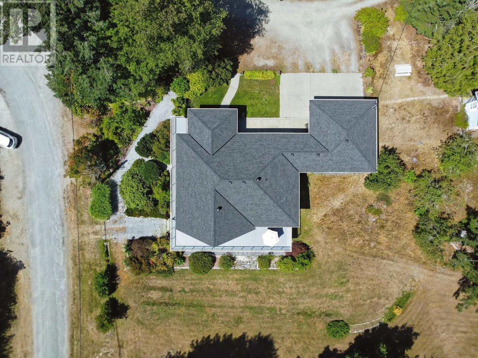12800-12810 MAINSAIL ROAD, Madeira Park
