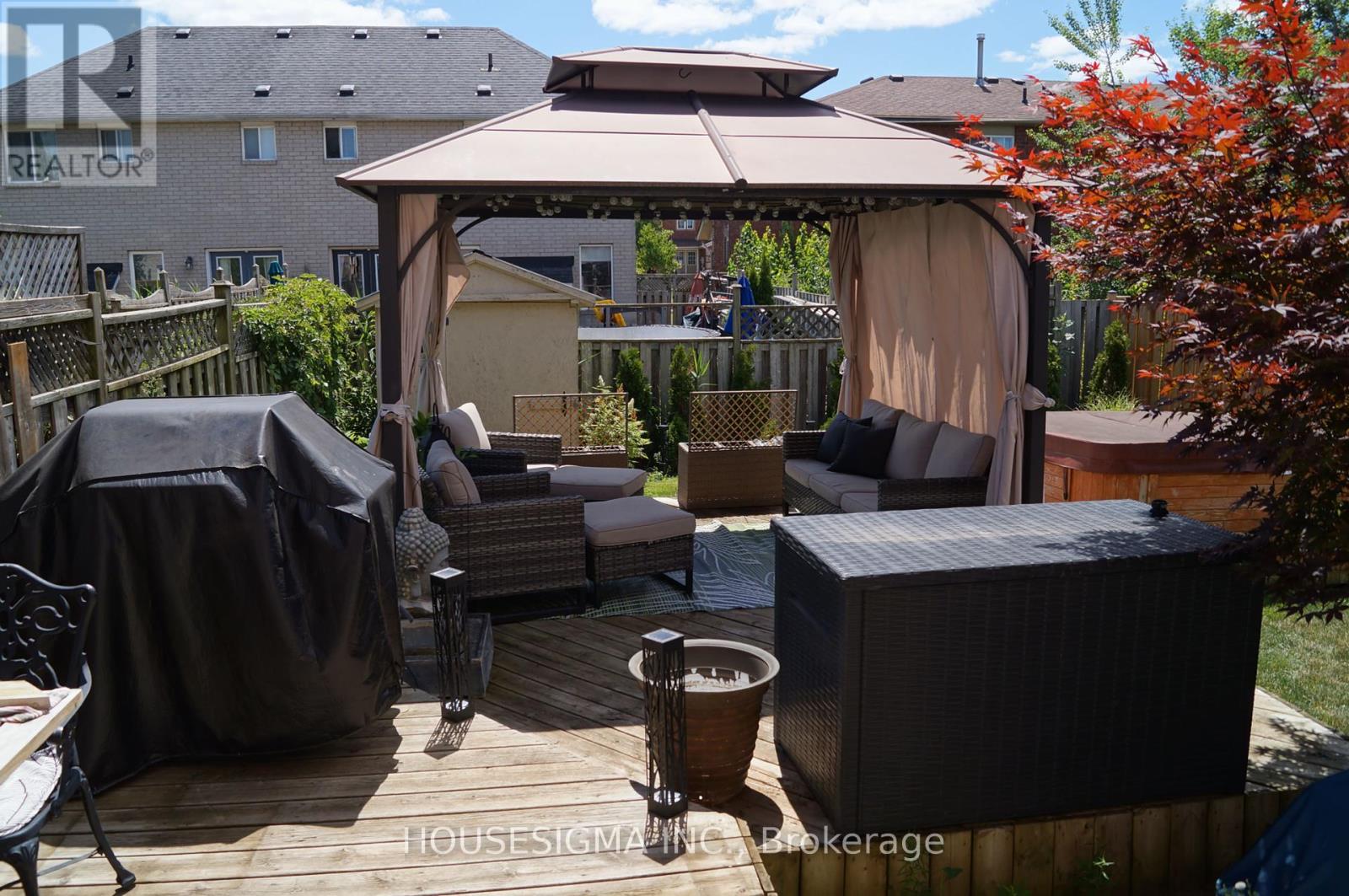 Photo 8 of 54 Weymouth Road, Barrie ON