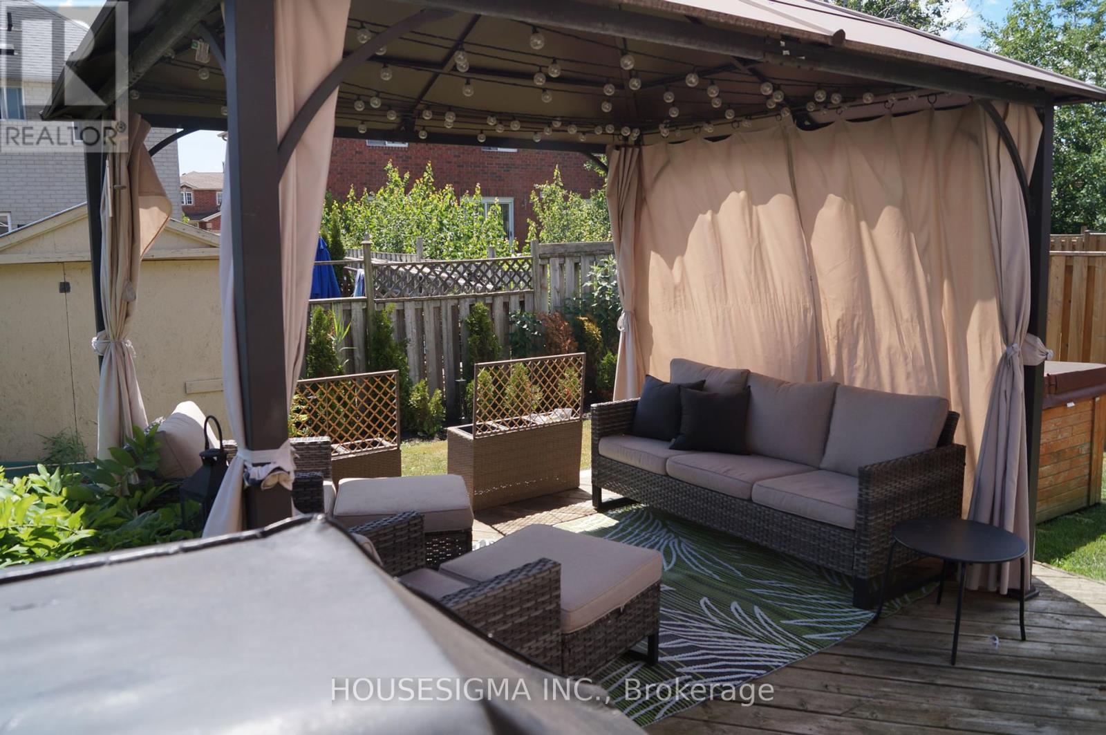 Photo 9 of 54 Weymouth Road, Barrie ON
