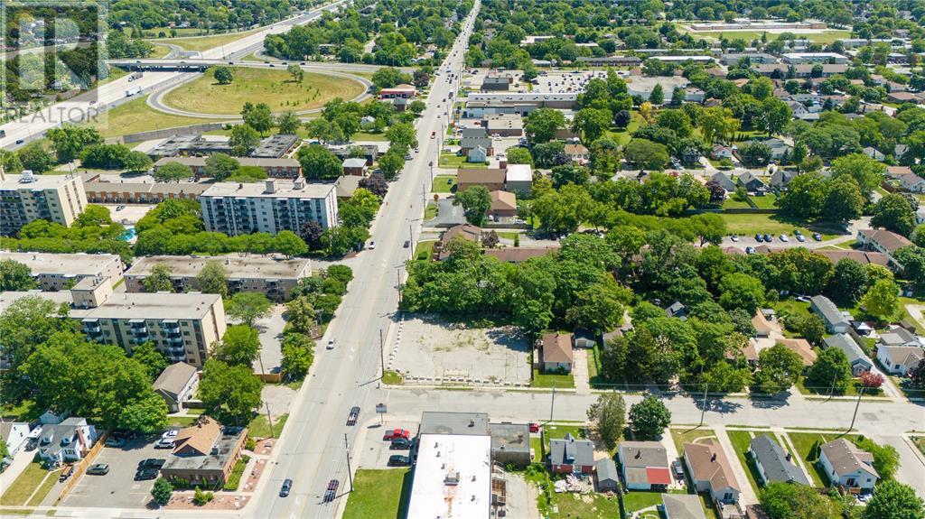 Photo 34 of 825 Exmouth Street Unit 6, Sarnia ON