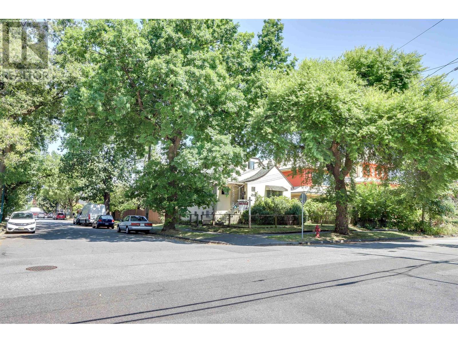 2305 TURNER STREET, Vancouver