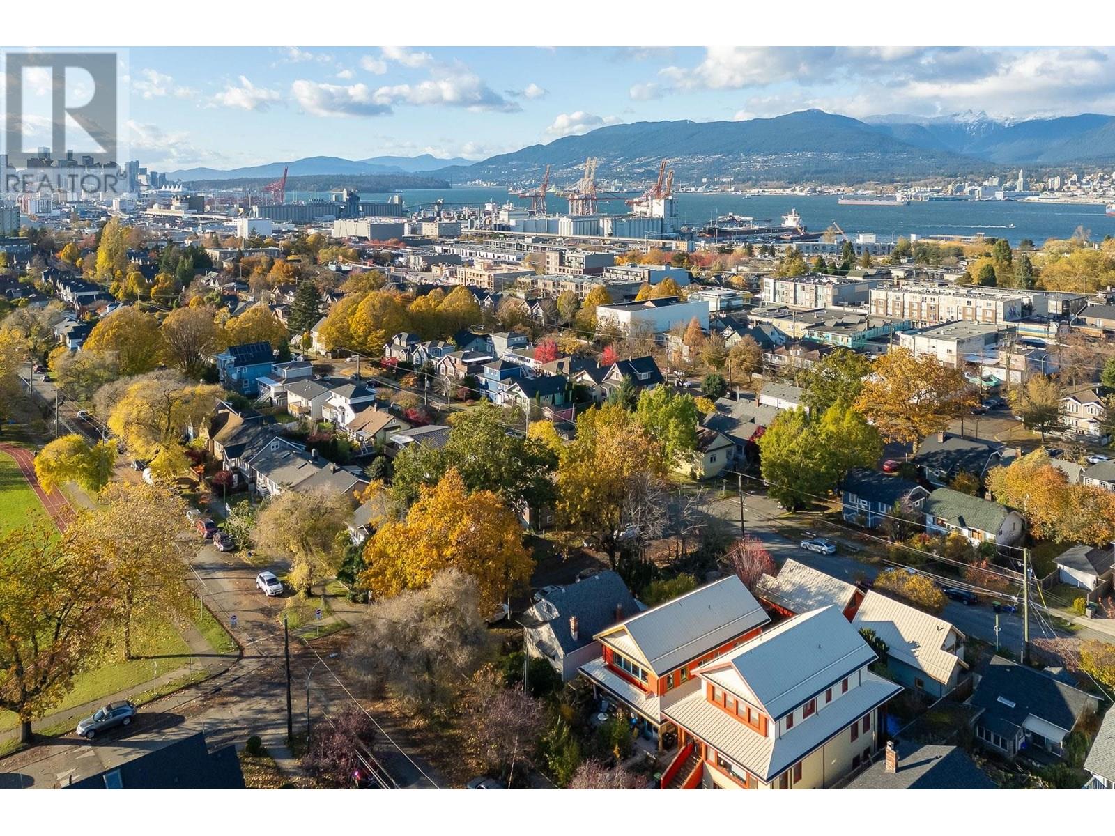 2305 TURNER STREET, Vancouver