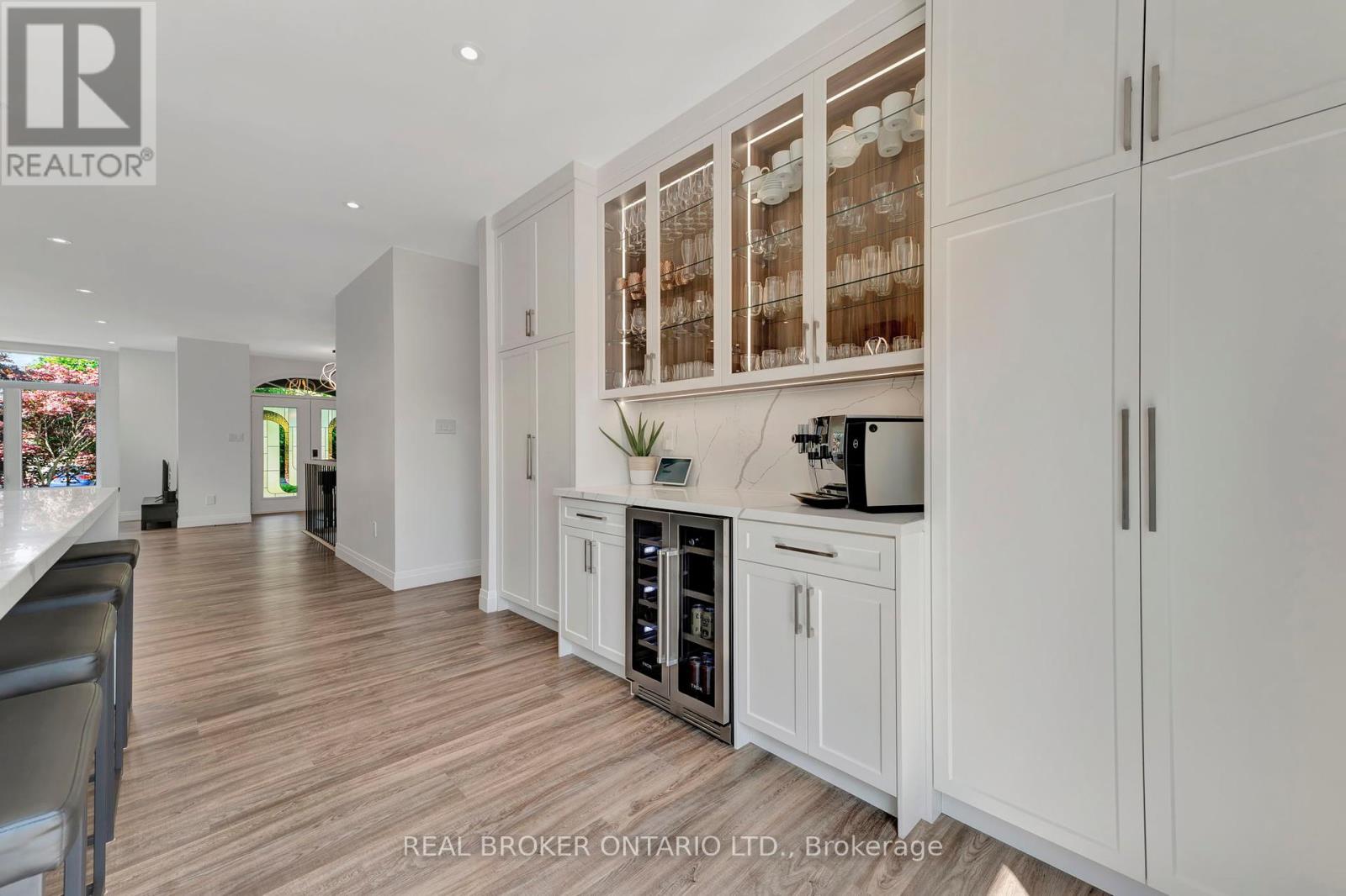 Photo 18 of 16 Casson Lane, Brantford ON