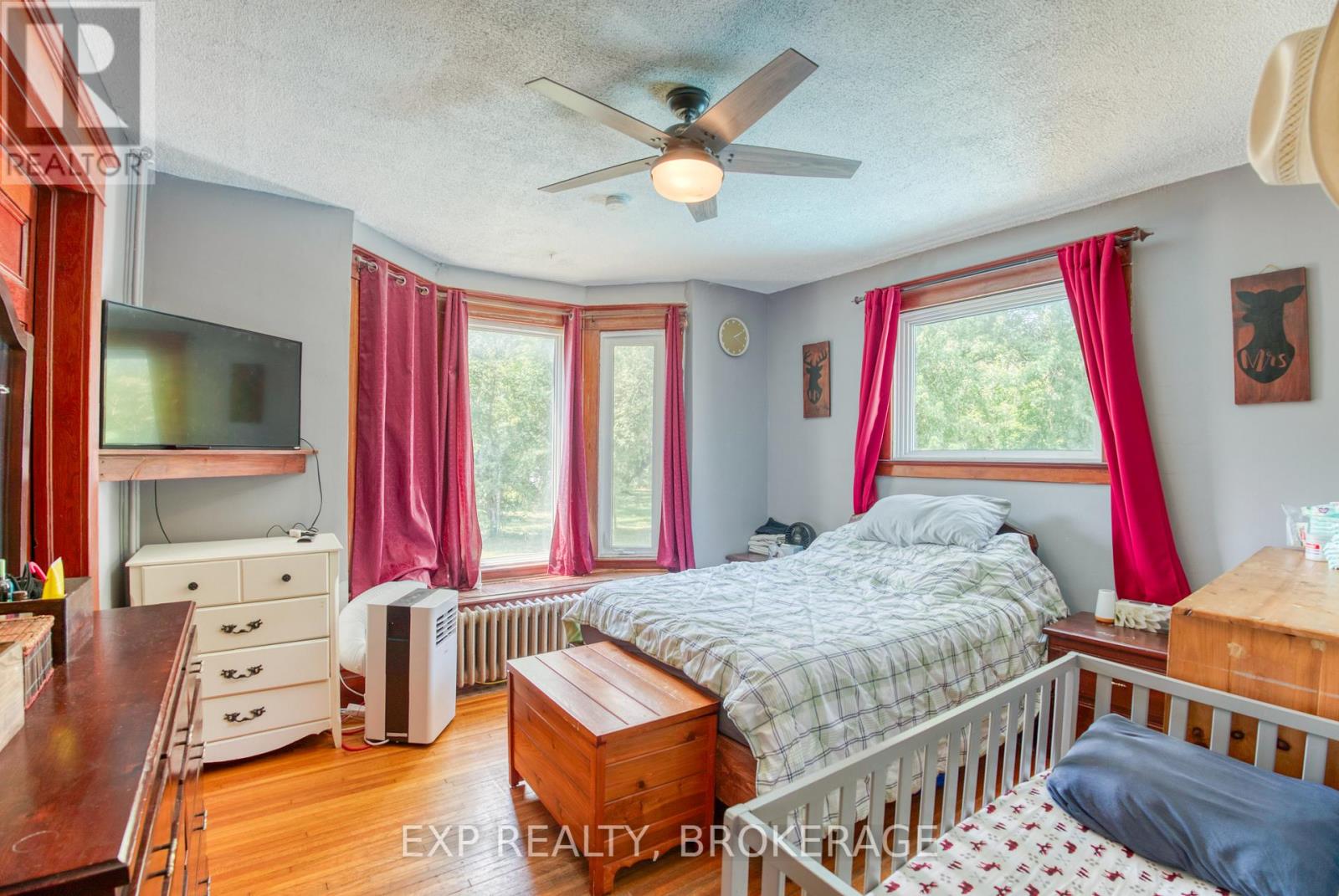 Photo 21 of 129 Dundas Street, Deseronto ON