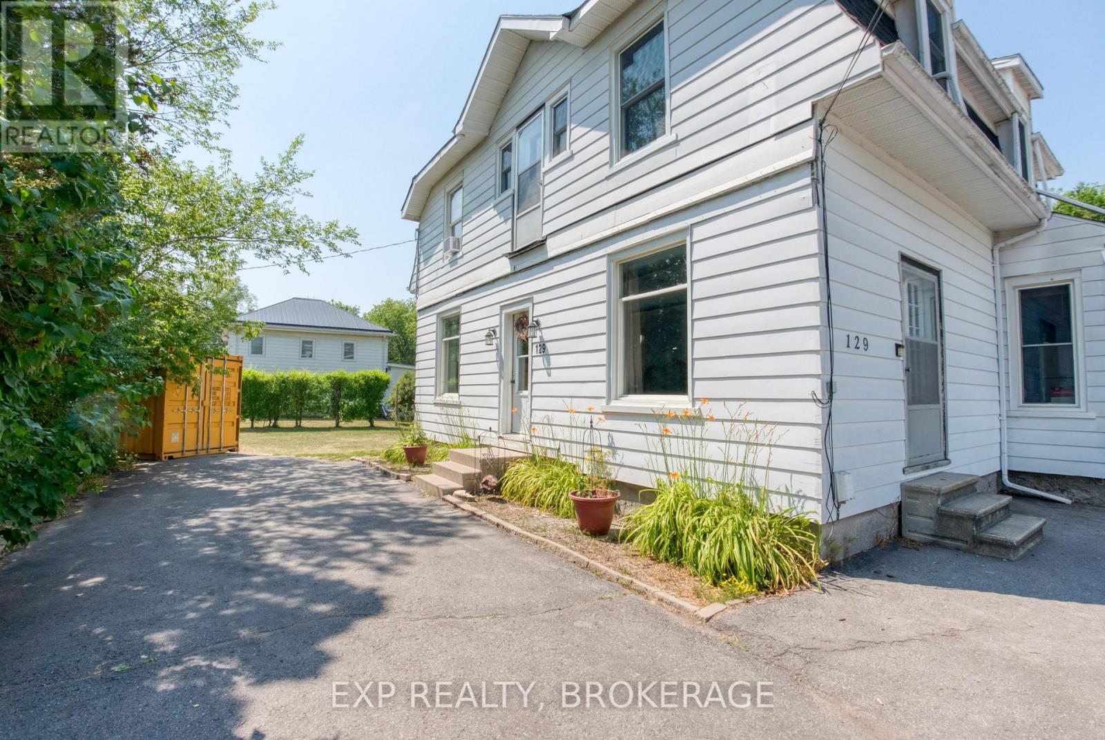 Photo 32 of 129 Dundas Street, Deseronto ON