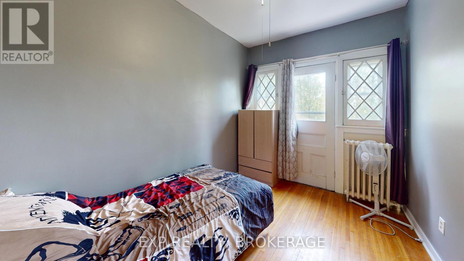 Photo 26 of 129 Dundas Street, Deseronto ON