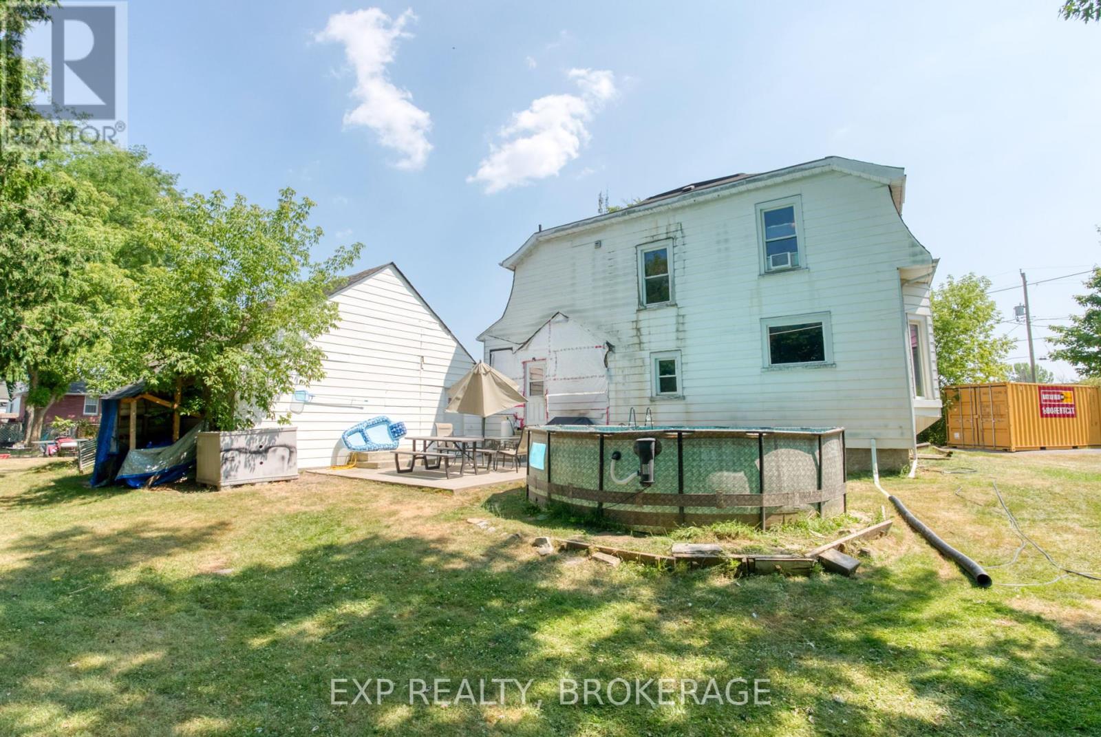 Photo 11 of 129 Dundas Street, Deseronto ON