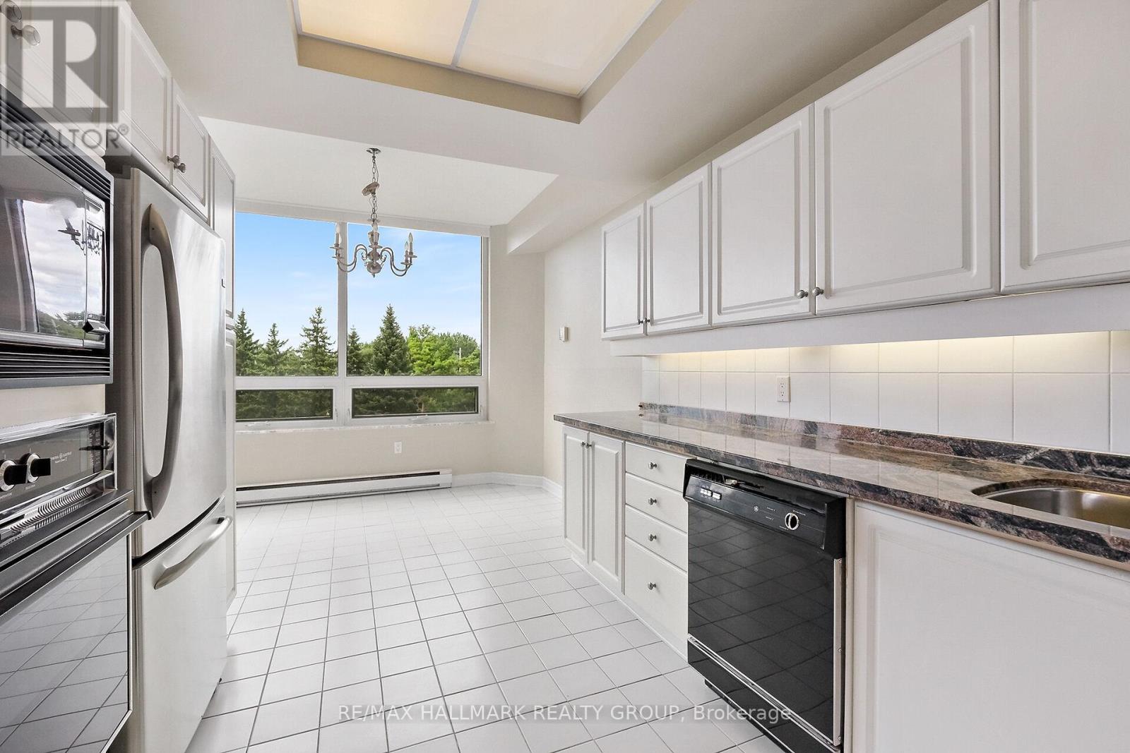 Photo 21 of 301 1480 Riverside Drive, Ottawa ON