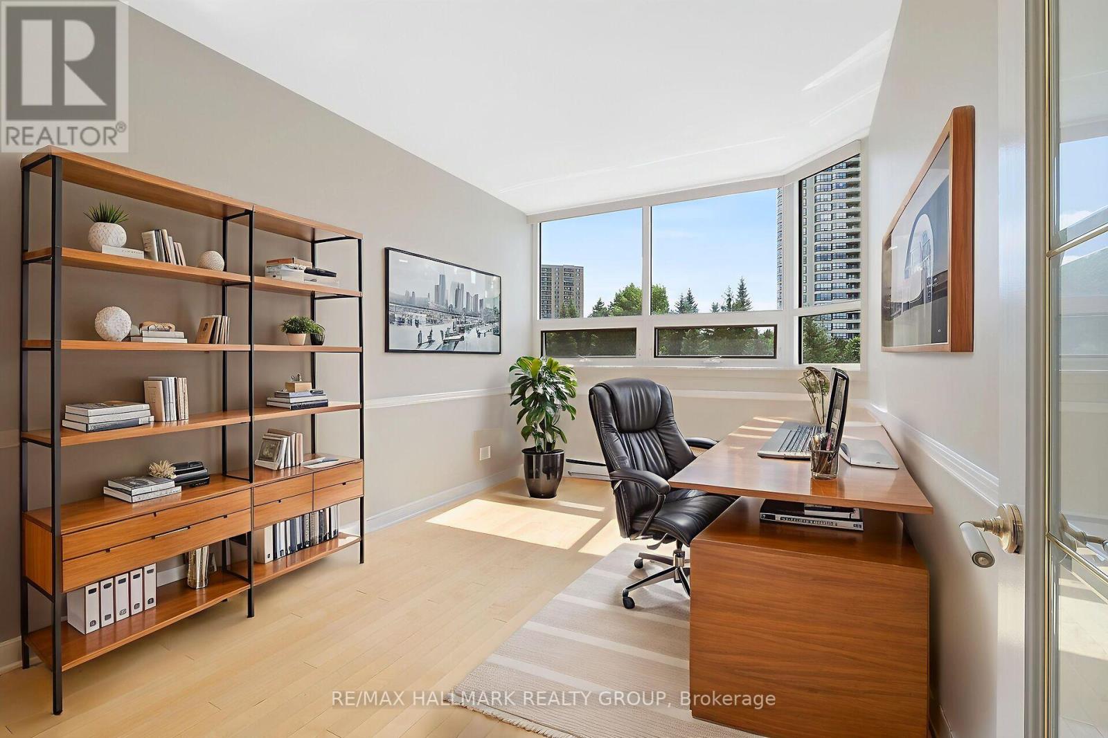 Photo 27 of 301 1480 Riverside Drive, Ottawa ON