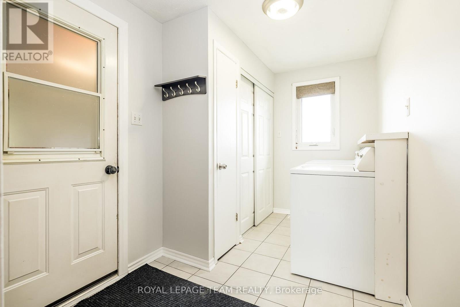 Photo 33 of 1234 Kinburn Side Road, Ottawa ON