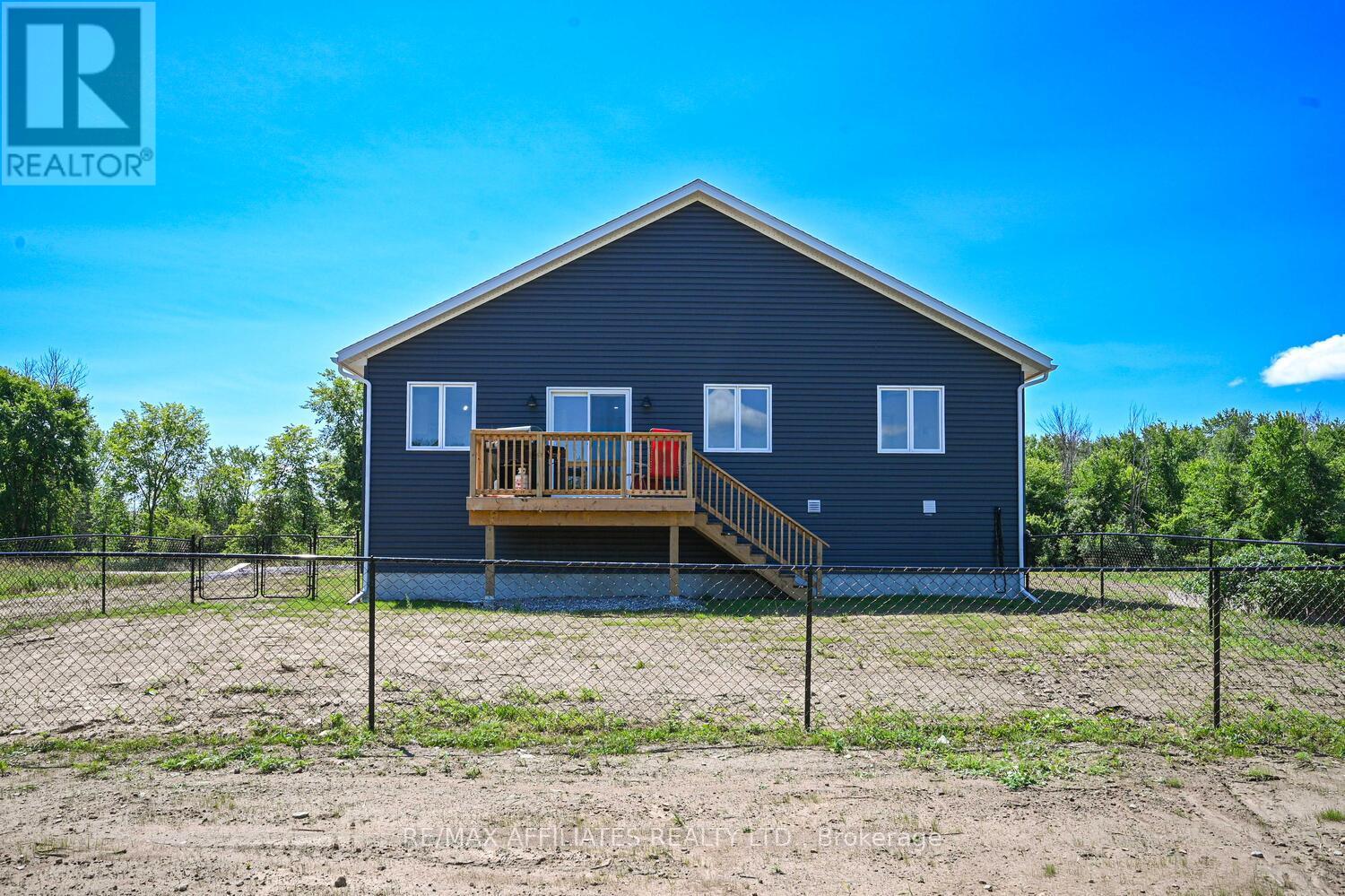 Photo 14 of 1162 Rideau River Road, Montague ON